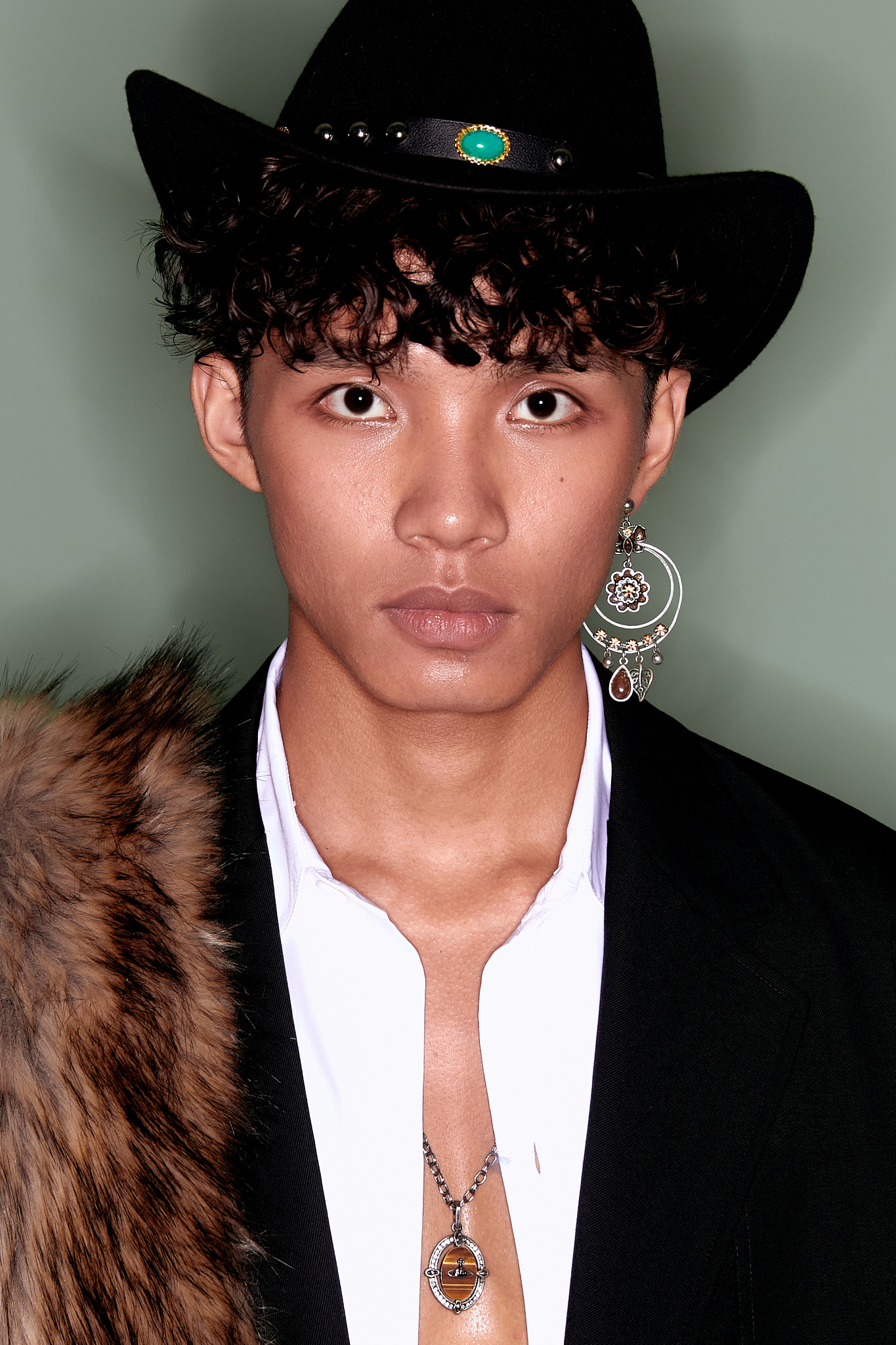 杨宇昂 188 94-72-94