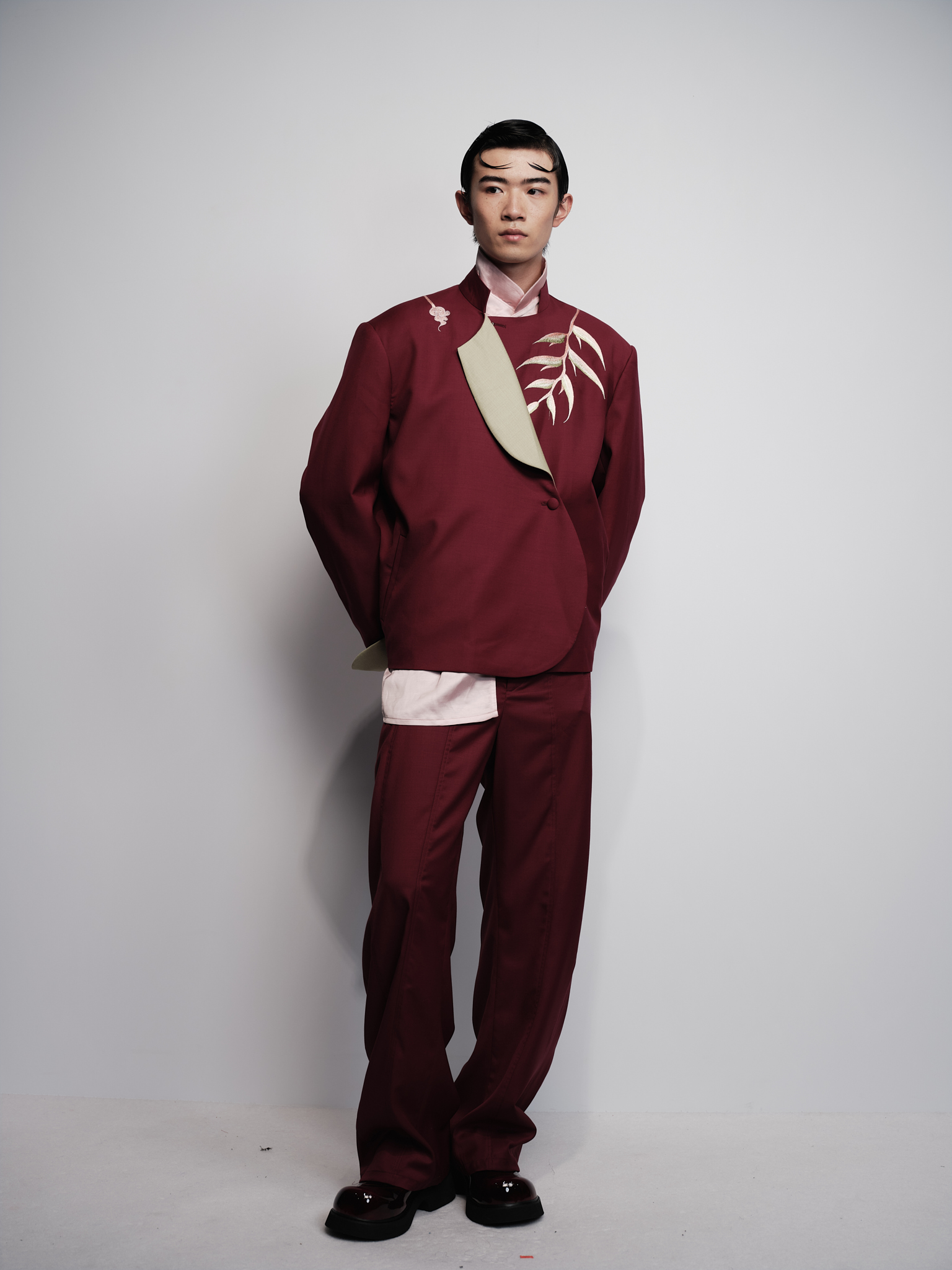 张智钦 188 87-70-92