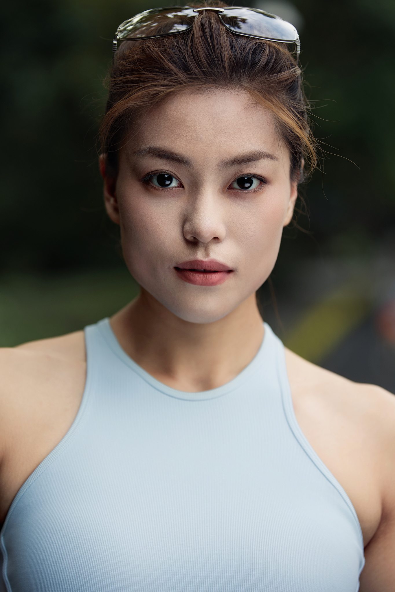 王菲菲 173 90-66-95